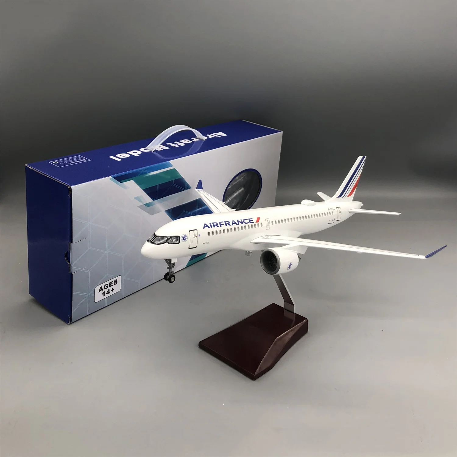 1/100 Scale airplane Model Air France a220-300 Resin collectible aircraft with Landing Gear Wheels Light(Touch or Sound Control)
1/100 Scale airplane Model Air France a220-300 Resin collectible aircraft with Landing Gear Wheels Light(Touch or Sound Control)