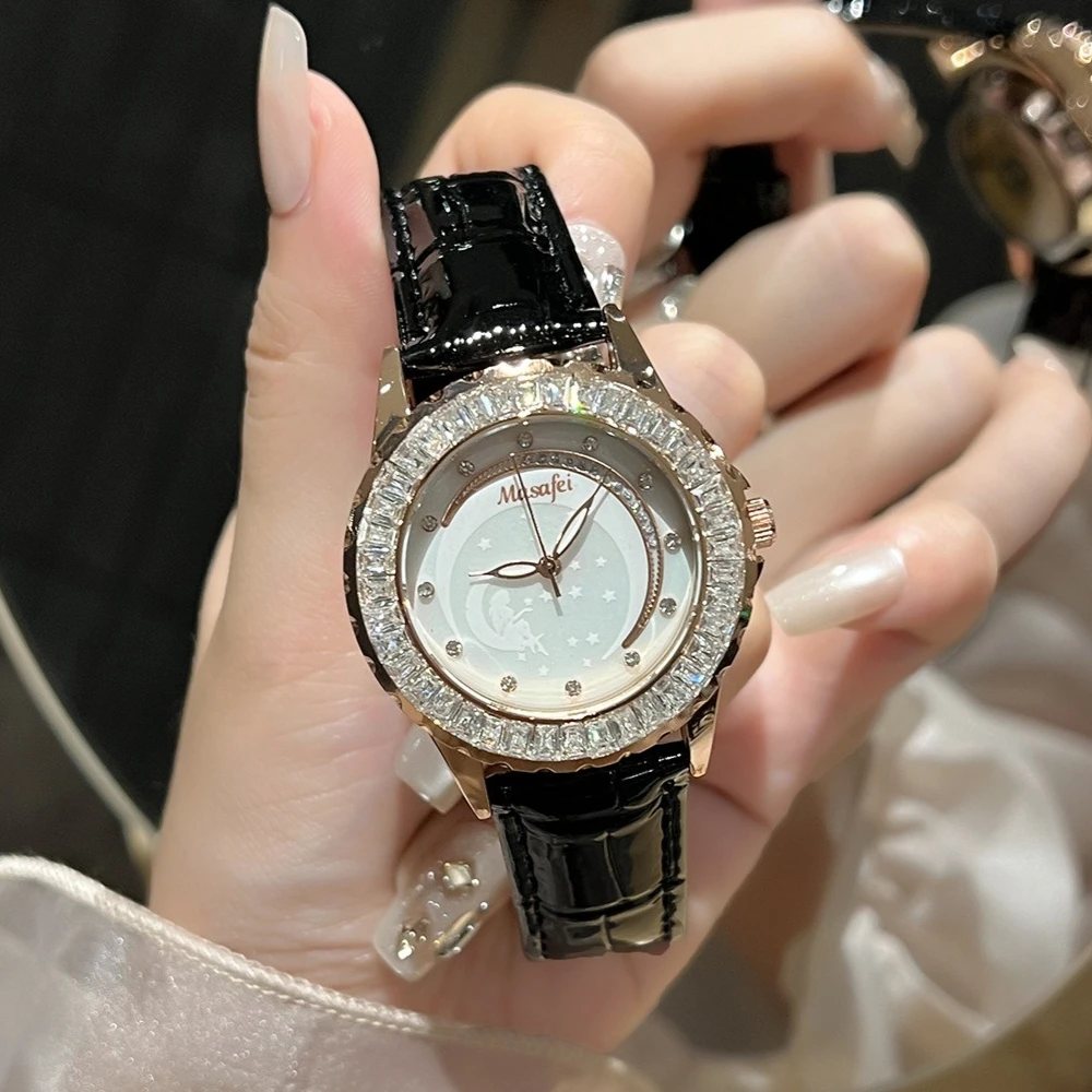 Женские кварцевые часы, нежные простые модные часы с бриллиантами, жемчужный корпус, светящиеся наручные часы «Богиня Луны», женские часы, подарок
Женские кварцевые часы, нежные простые модные часы с бриллиантами, жемчужный корпус, светящиеся наручные часы «Богиня Луны», женские часы, подарок