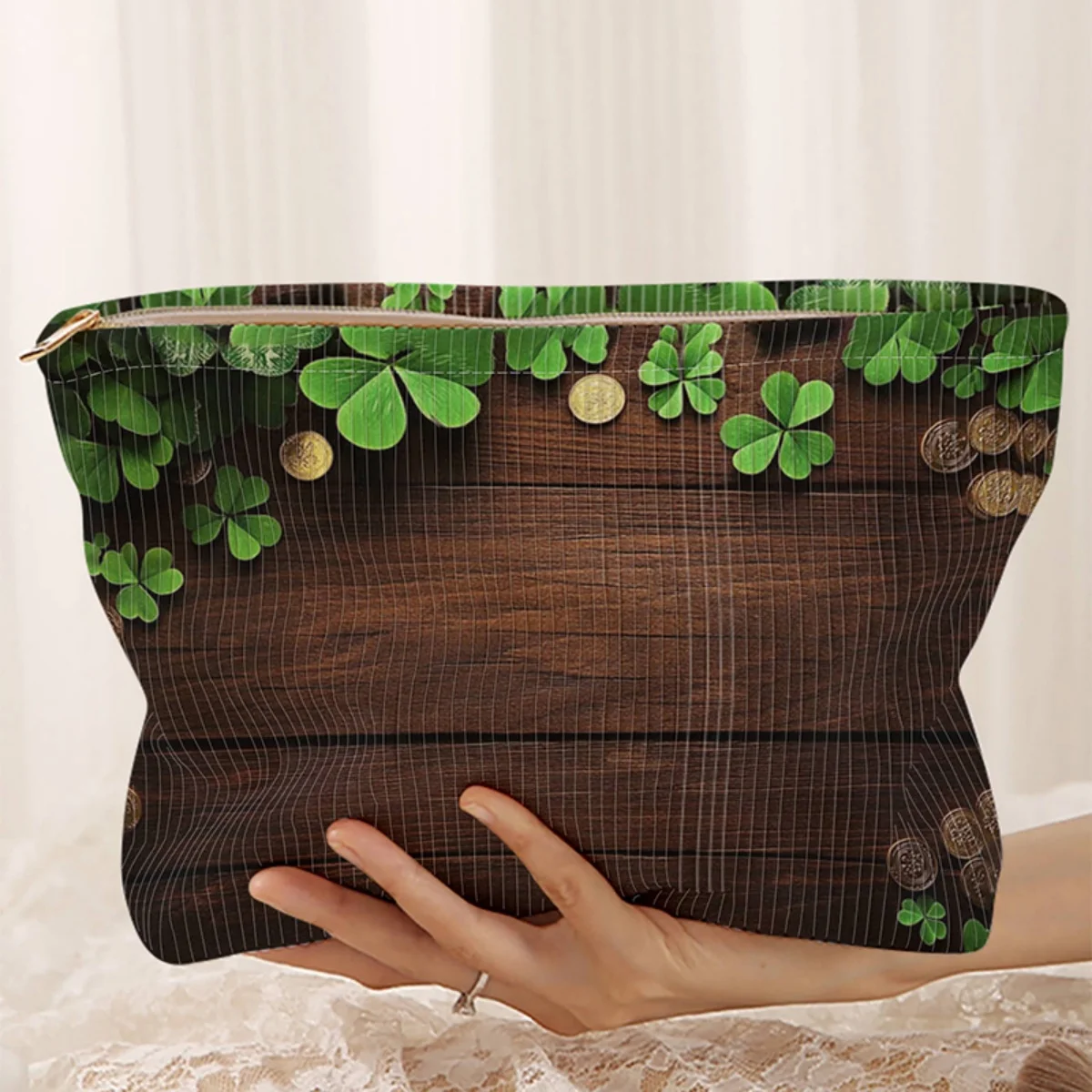 Косметичка из вельвета с ретро-текстурой под дерево, легкий органайзер на молнии, многофункциональная сумка с подкладкой для хранения
Косметичка из вельвета с ретро-текстурой под дерево, легкий органайзер на молнии, многофункциональная сумка с подкладкой для хранения