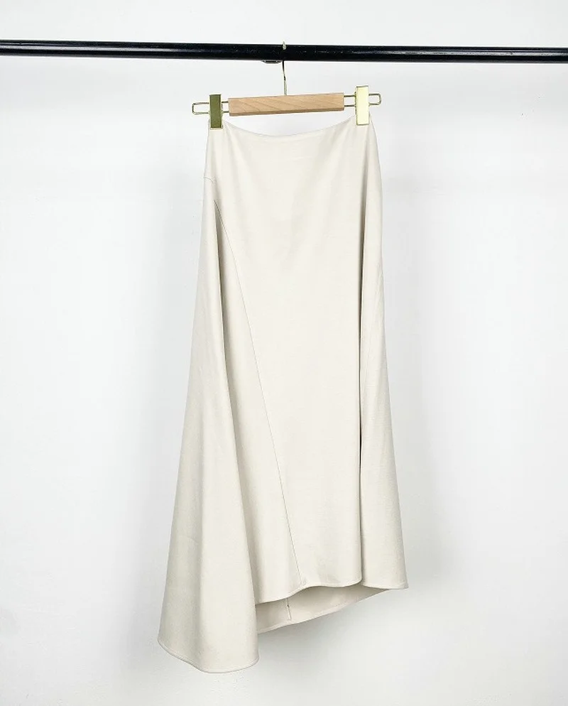 Woman Skirts New Spring Temperament Casual Slim Fit and Slim Mid-length Irregular Skirt
Woman Skirts New Spring Temperament Casual Slim Fit and Slim Mid-length Irregular Skirt