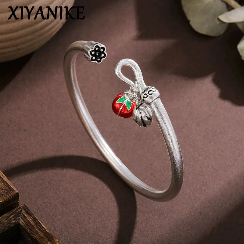 XIYANIKE Vintage Thai Silver Flower Cuff Bracelet For Women Girl Creative Fashion New Jewelry Party Lady Gift pulseras mujer
XIYANIKE Vintage Thai Silver Flower Cuff Bracelet For Women Girl Creative Fashion New Jewelry Party Lady Gift pulseras mujer