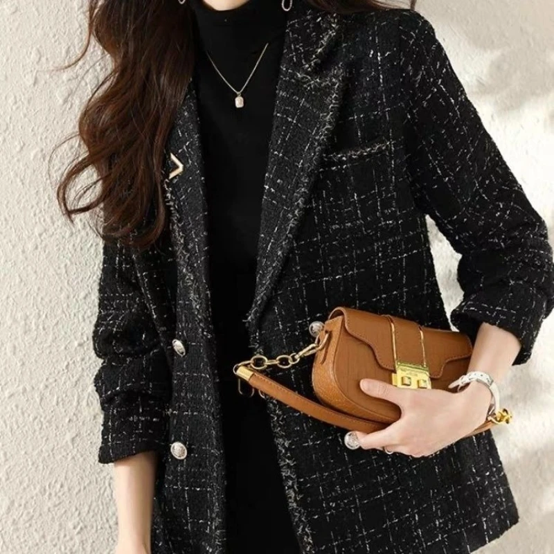 Осень-зима, новинка 2025, утепленное стеганое твидовое пальто, повседневный пиджак в художественном стиле в стиле ретро, Тренч премиум-класса в корейском стиле
Осень-зима, новинка 2025, утепленное стеганое твидовое пальто, повседневный пиджак в художественном стиле в стиле ретро, Тренч премиум-класса в корейском стиле