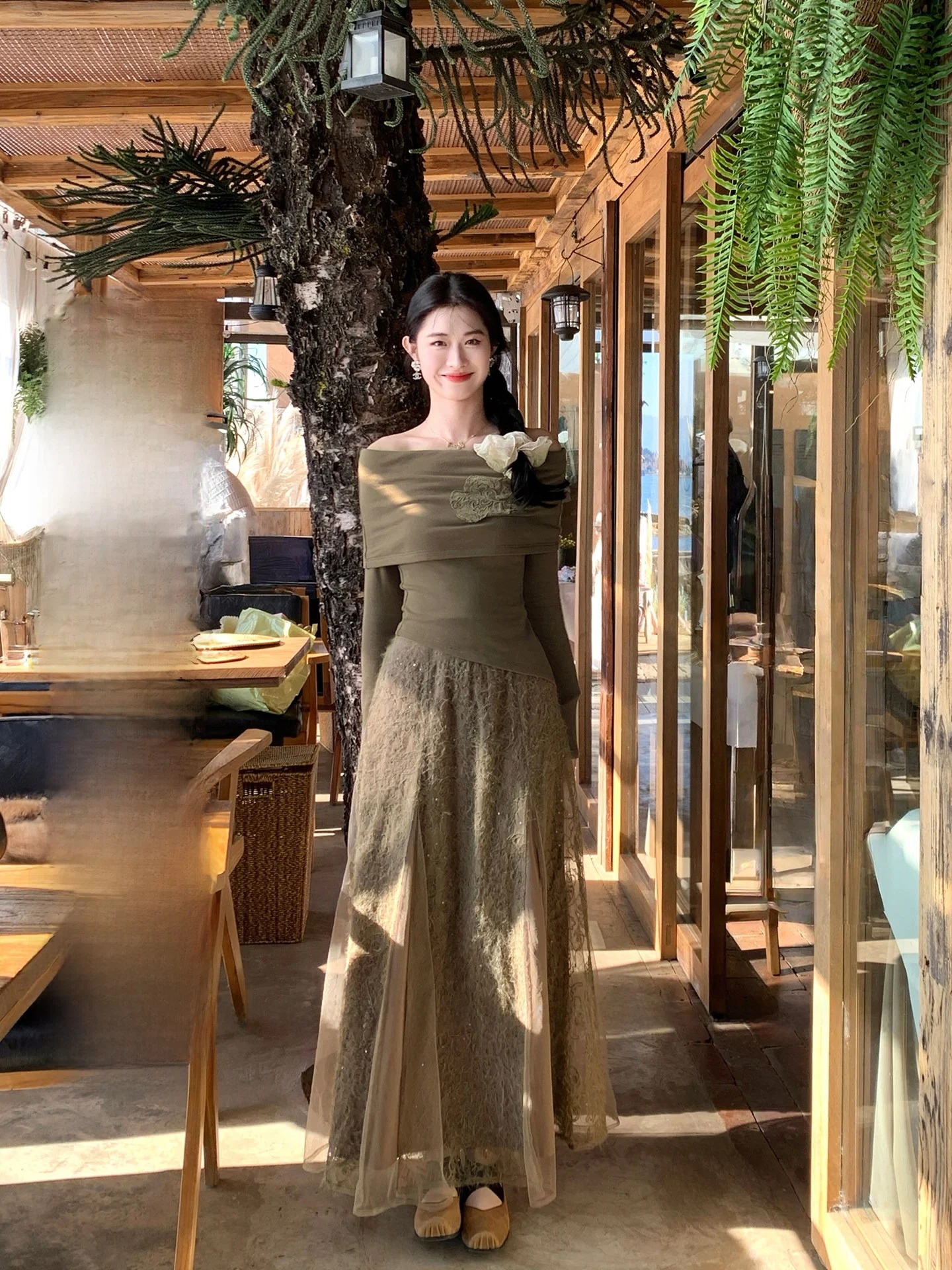 Spring Early Lace Knitted Slim Fit One Shoulder Top And Mesh Skirt Set Women's Fashion Ensemble High Waist French Style
Spring Early Lace Knitted Slim Fit One Shoulder Top And Mesh Skirt Set Women's Fashion Ensemble High Waist French Style