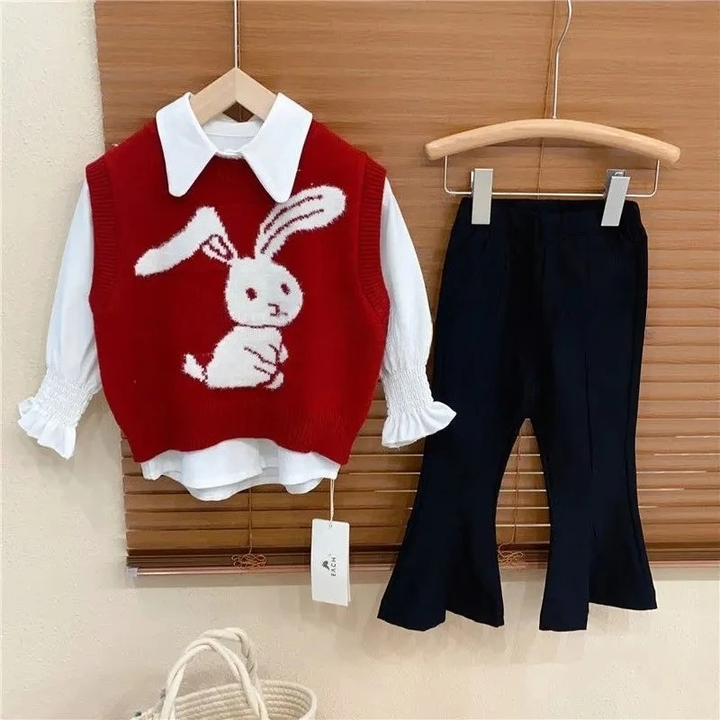 Spring and Autumn New Children's Fashionable Cartoon Knitted Vest Top Shirt Flare Pants 3 Piece Set Girls' Baby Autumn Set
Spring and Autumn New Children's Fashionable Cartoon Knitted Vest Top Shirt Flare Pants 3 Piece Set Girls' Baby Autumn Set
