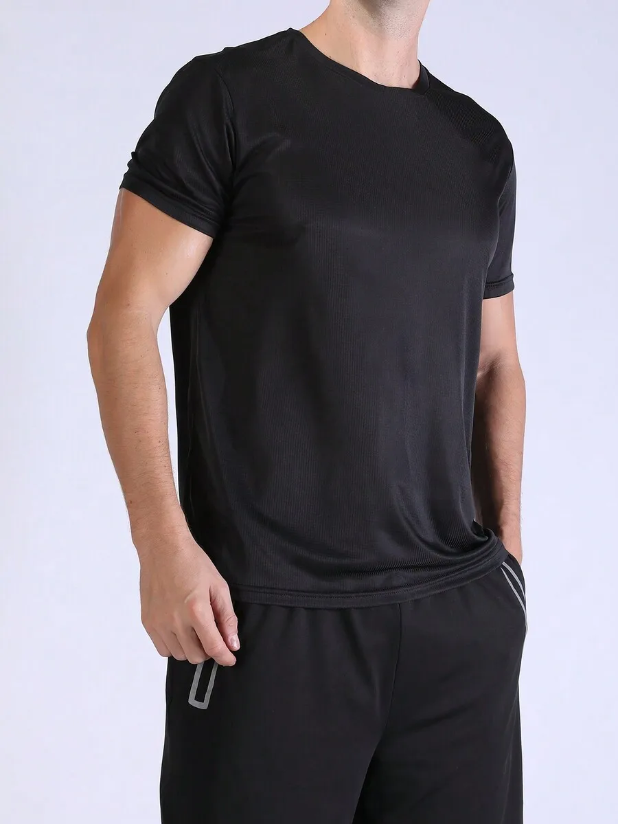 Mens Solid Color Quick Dry Sports T-Shirt Breathable Lightweight Gym Wear
Mens Solid Color Quick Dry Sports T-Shirt Breathable Lightweight Gym Wear