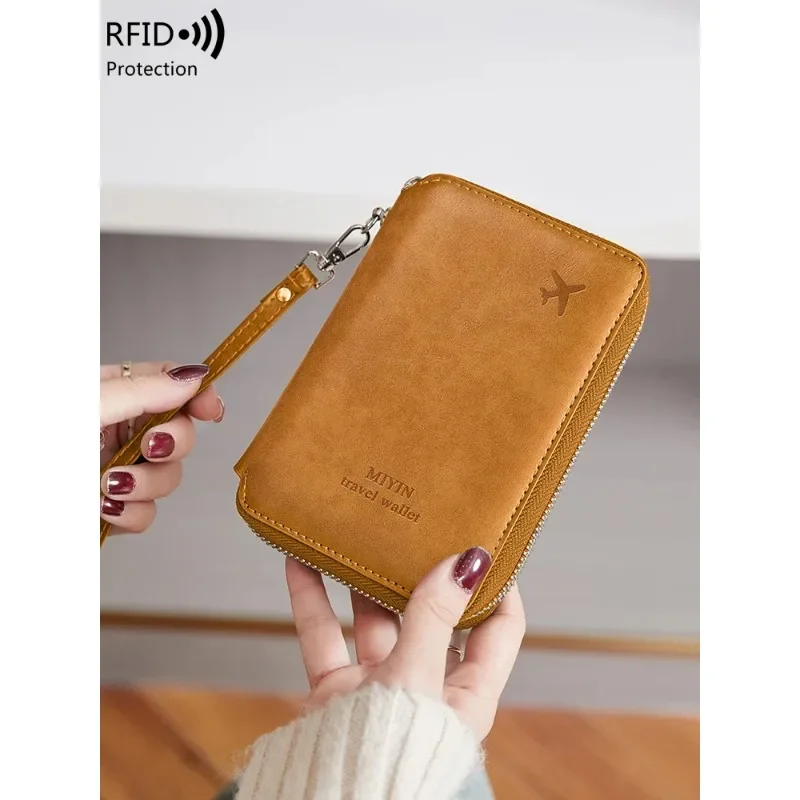 Minimalist and fashionable RFID passport holder multifunctional PU leather travel accessory passport holder wallet holder unisex
Minimalist and fashionable RFID passport holder multifunctional PU leather travel accessory passport holder wallet holder unisex