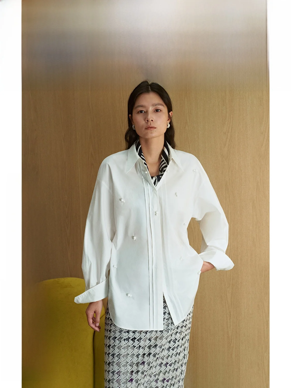 ZhiZhi Love Flower irt Cotton ape Design Bead Decoration Simple Match All New Spring Faion Ladies' irt
ZhiZhi Love Flower irt Cotton ape Design Bead Decoration Simple Match All New Spring Faion Ladies' irt