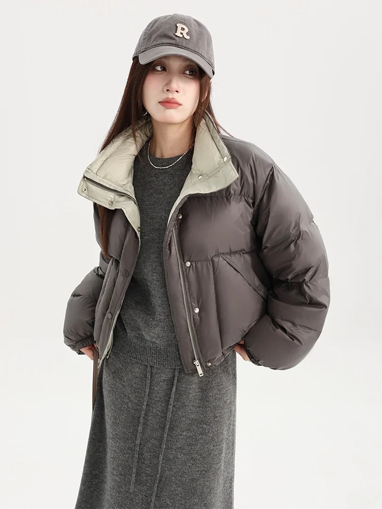 Женская утепленная куртка Yang Pao Pao с цветными вставками, на пуху, с воротником-стойкой, белая, новая коллекция Зима 2025
Женская утепленная куртка Yang Pao Pao с цветными вставками, на пуху, с воротником-стойкой, белая, новая коллекция Зима 2025