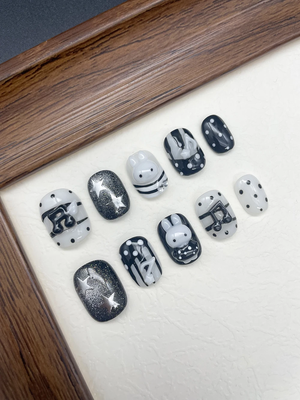 3D Cute Rabbit Short Round Shape Fake Nails Sticker Black Cat Eyes Star Notes Dot Pattern Decoration Diy Handmade Press On Nails
3D Cute Rabbit Short Round Shape Fake Nails Sticker Black Cat Eyes Star Notes Dot Pattern Decoration Diy Handmade Press On Nails