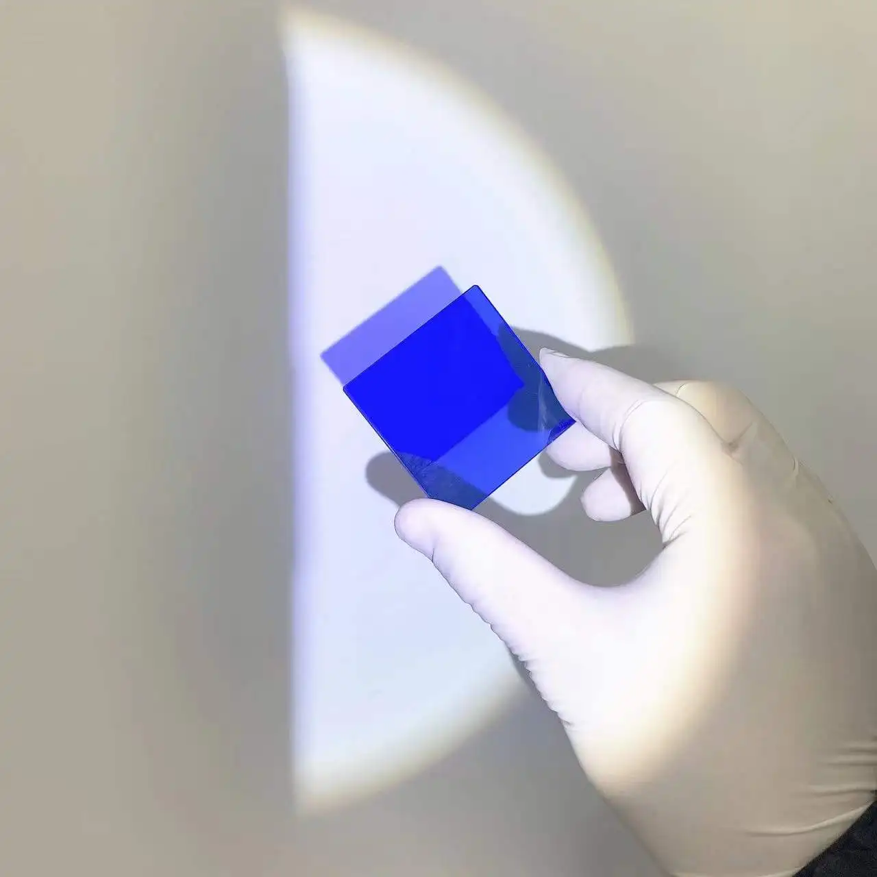 Custom Size Square Shape 50x50x2mm Light Blue UV And IR High Pass Filter Glass QB2
Custom Size Square Shape 50x50x2mm Light Blue UV And IR High Pass Filter Glass QB2