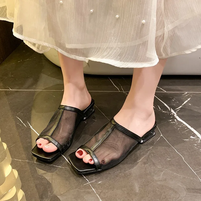 Summer Chunky Slippers for Women Fashion Square Head Open Toe Net Cloth Cover Foot Slip-resistant Wear Slippers
Summer Chunky Slippers for Women Fashion Square Head Open Toe Net Cloth Cover Foot Slip-resistant Wear Slippers
