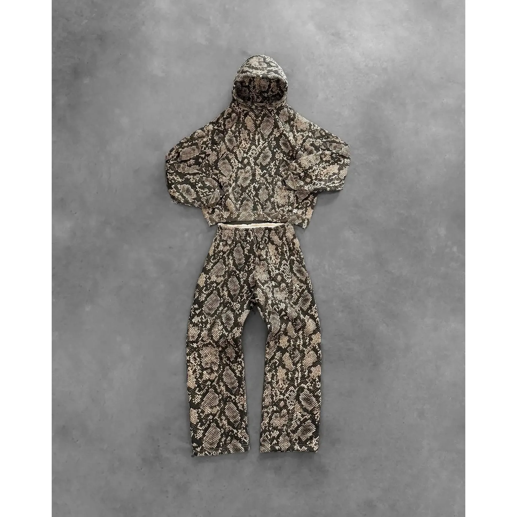 Leopard Camo Hoodie Sweatpants Set Y2K Sle Men's Women's Faion Two-Piece Outfit Autumn 2024 Collection
Leopard Camo Hoodie Sweatpants Set Y2K Sle Men's Women's Faion Two-Piece Outfit Autumn 2024 Collection