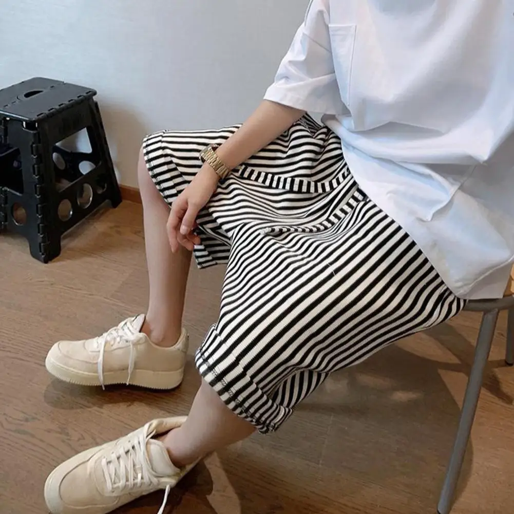 Casual Men Athletic Bottoms Men's Striped Print Knee Length Shorts with Drawstring Waist Side Pockets High Street for Summer
Casual Men Athletic Bottoms Men's Striped Print Knee Length Shorts with Drawstring Waist Side Pockets High Street for Summer