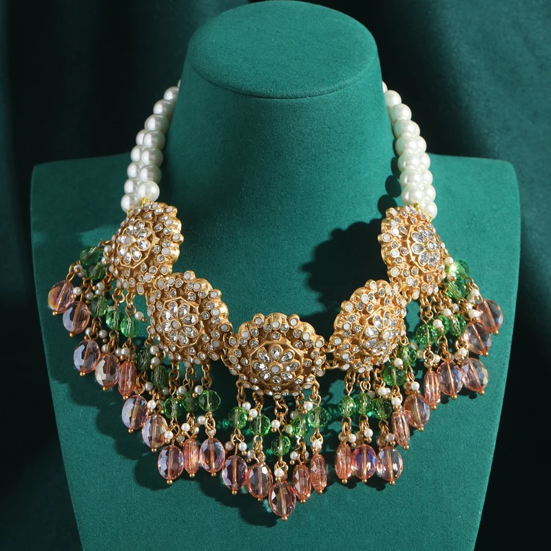 Statement Pearl Collar Chokers Necklace For Woman Chunky Large Glass Bead Crystal Rhinestones Charm Vintage Designer Jewelry
Statement Pearl Collar Chokers Necklace For Woman Chunky Large Glass Bead Crystal Rhinestones Charm Vintage Designer Jewelry
