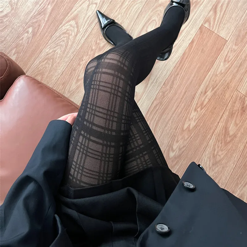 Fashion Retro British Style Plaid Women's Pantyhose Sexy Versatile Sweet Lolita Hottie Slim Fit Elastic Fine Mesh Nylon Tights
Fashion Retro British Style Plaid Women's Pantyhose Sexy Versatile Sweet Lolita Hottie Slim Fit Elastic Fine Mesh Nylon Tights