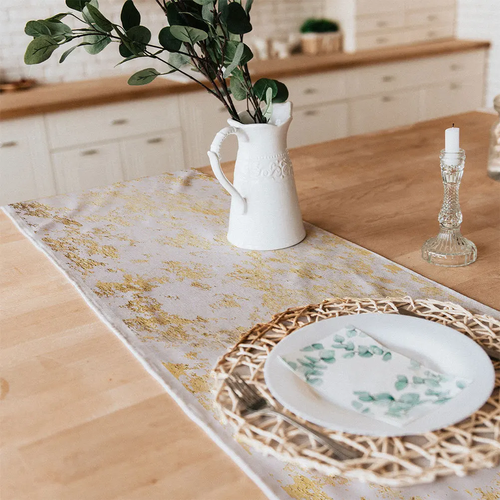 1 Roll Gold Table Runner Stylish Polyester Decorative Cloth for Dining Table Party Event Celebration Use Gold Runners for Tables
1 Roll Gold Table Runner Stylish Polyester Decorative Cloth for Dining Table Party Event Celebration Use Gold Runners for Tables