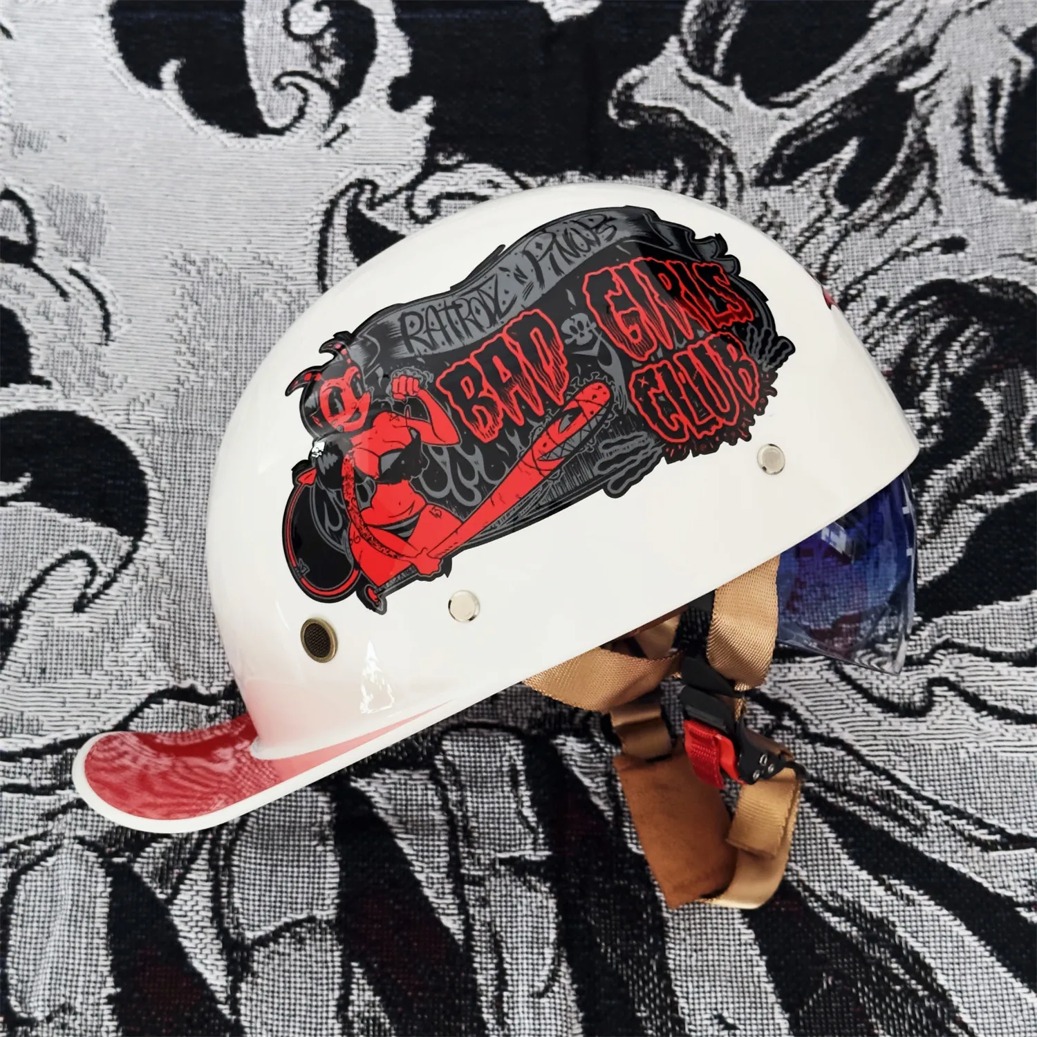 RWQK Summer Motorcycle Casque DS Baseball Cap Helmet Retro Helmets Vintage Open Face Scooter Cruiser Chopper Gangster
RWQK Summer Motorcycle Casque DS Baseball Cap Helmet Retro Helmets Vintage Open Face Scooter Cruiser Chopper Gangster