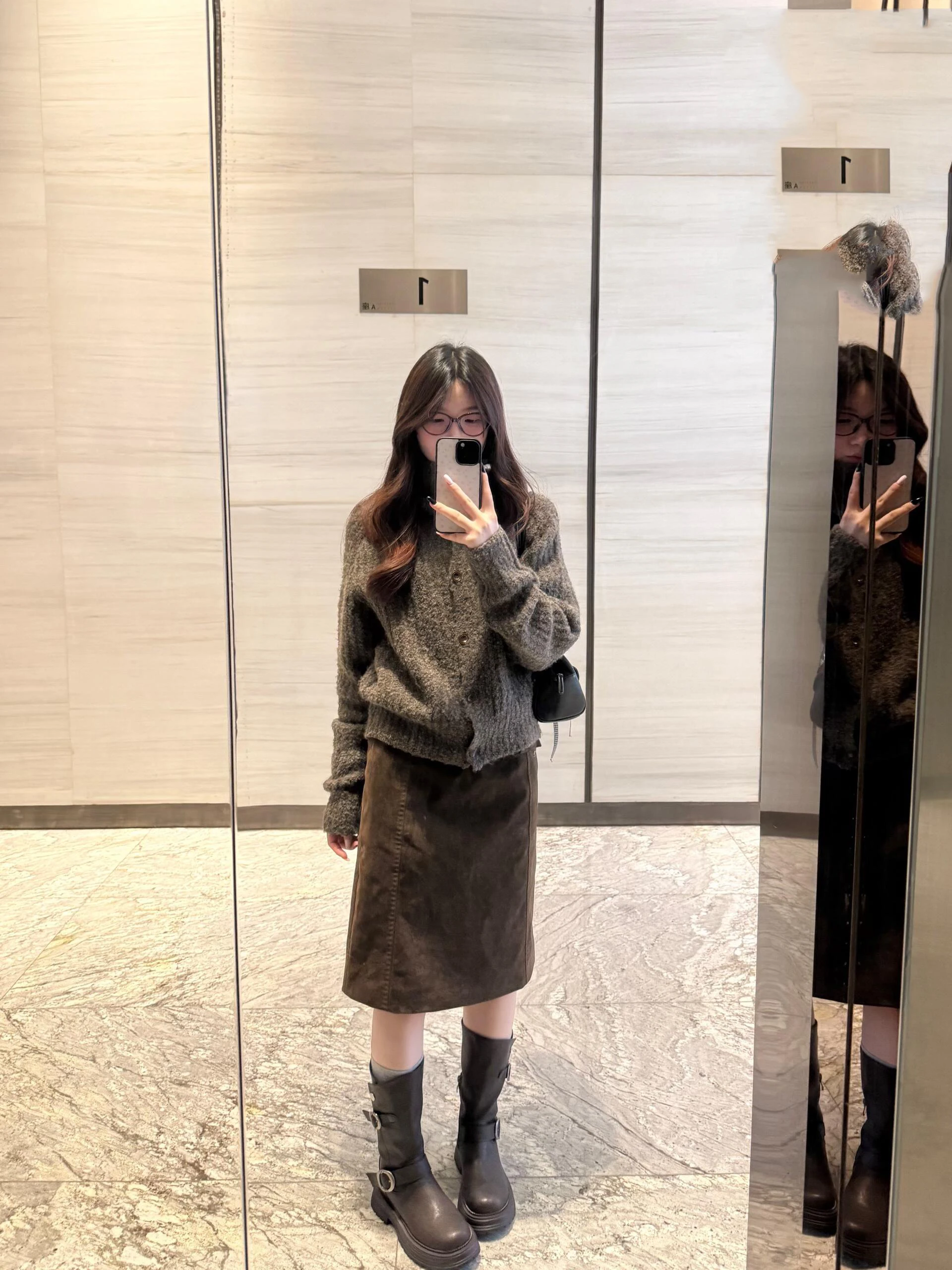 Autumn Winter High Neck Knitted Sweater Women's Loose Fit Inner Wear Casual Open Cardigan Coat Stylish Commute Style Long Sleeve
Autumn Winter High Neck Knitted Sweater Women's Loose Fit Inner Wear Casual Open Cardigan Coat Stylish Commute Style Long Sleeve