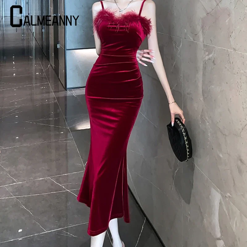 2024 Autumn Winter Sexy Vintage Split Velvet Spaghetti Strap Dresses For Women French Elegant Wedding Party Female Clothing
2024 Autumn Winter Sexy Vintage Split Velvet Spaghetti Strap Dresses For Women French Elegant Wedding Party Female Clothing