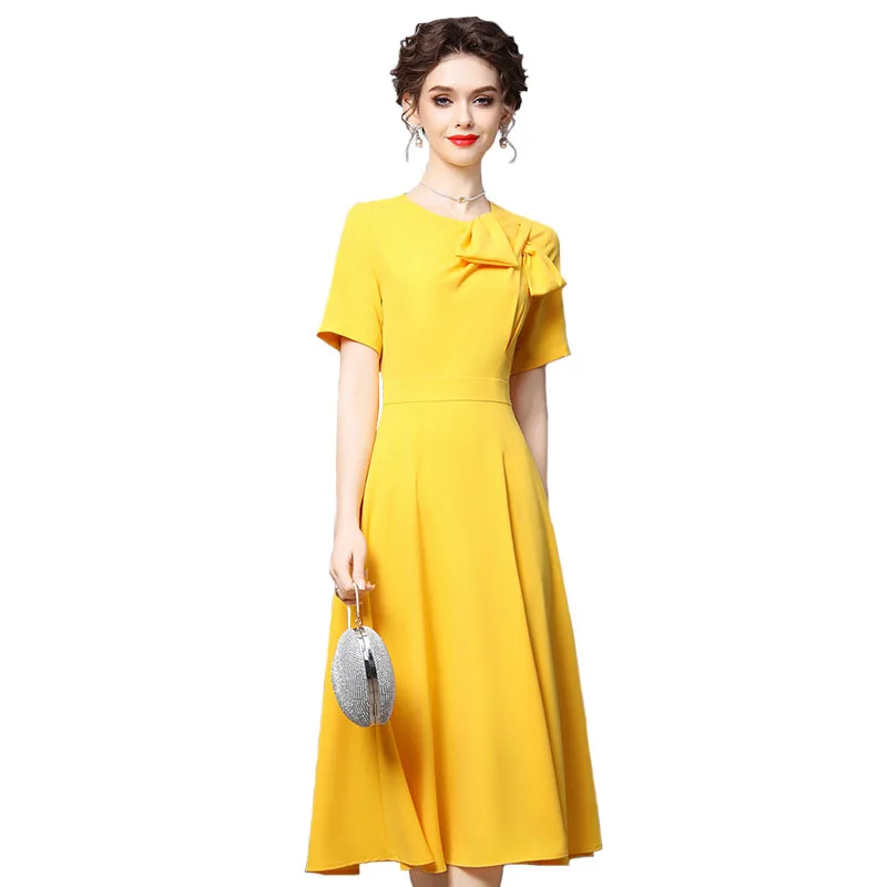 Elegant Ladies Midi Simple Yellow Party Dresses for Women Summer 2024 Designer Bowknot Short Sleeve Office Vestidos Aline
Elegant Ladies Midi Simple Yellow Party Dresses for Women Summer 2024 Designer Bowknot Short Sleeve Office Vestidos Aline