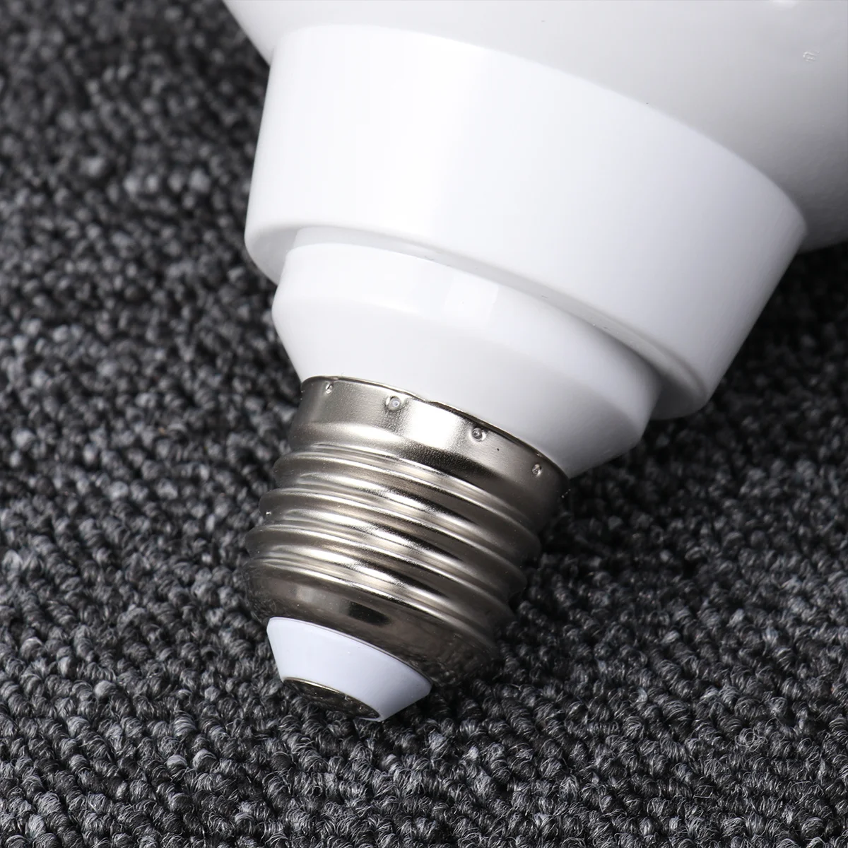 35W E27 Colorful Pool Light Bulb Submersible LED Waterproof Remote Controlled Underwater Pond Lights for Outdoor Events
35W E27 Colorful Pool Light Bulb Submersible LED Waterproof Remote Controlled Underwater Pond Lights for Outdoor Events