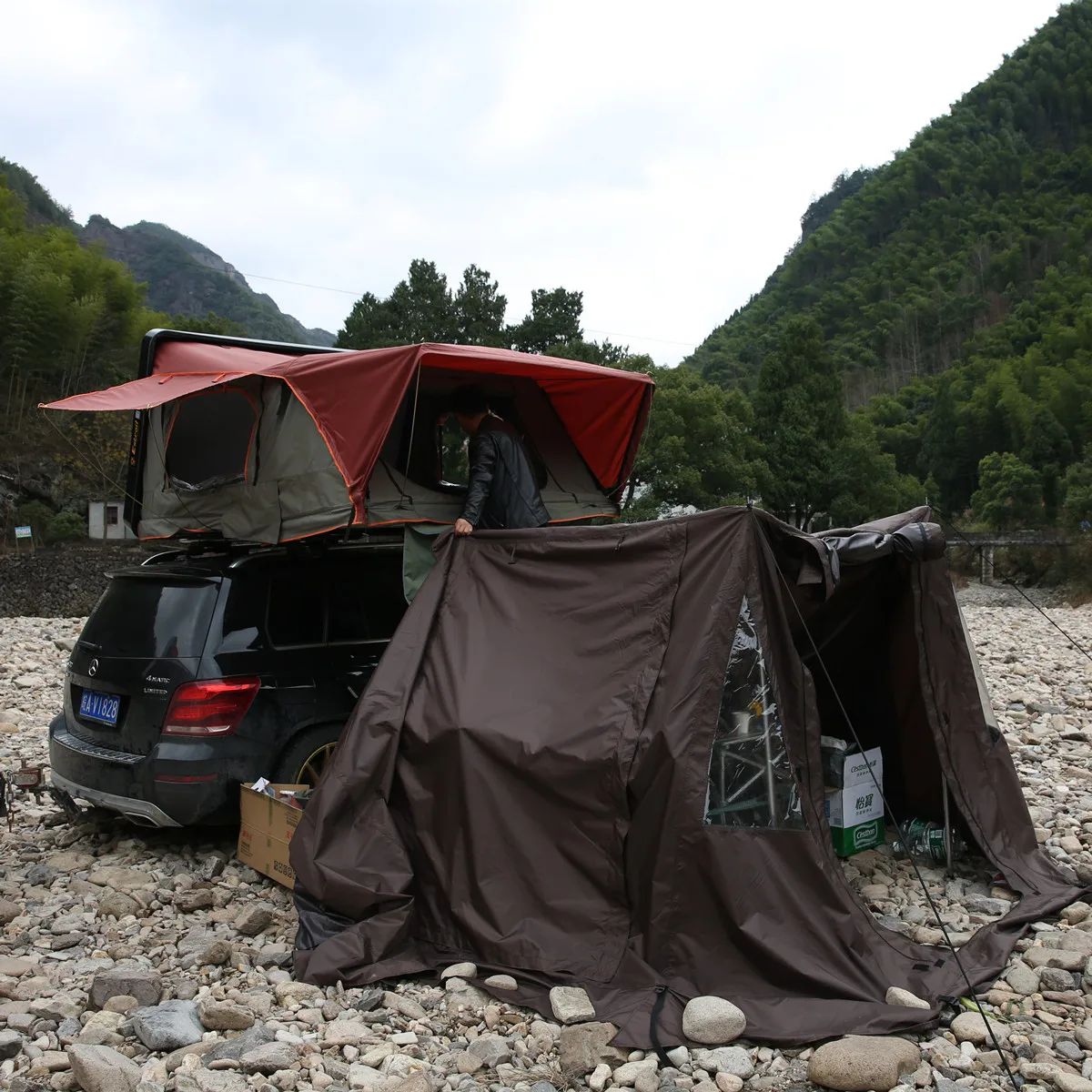 Outdoor Camping SUV RoofTop For Rainproof Waterproof Car Sun Shelter Canopy Camper
Outdoor Camping SUV RoofTop For Rainproof Waterproof Car Sun Shelter Canopy Camper
