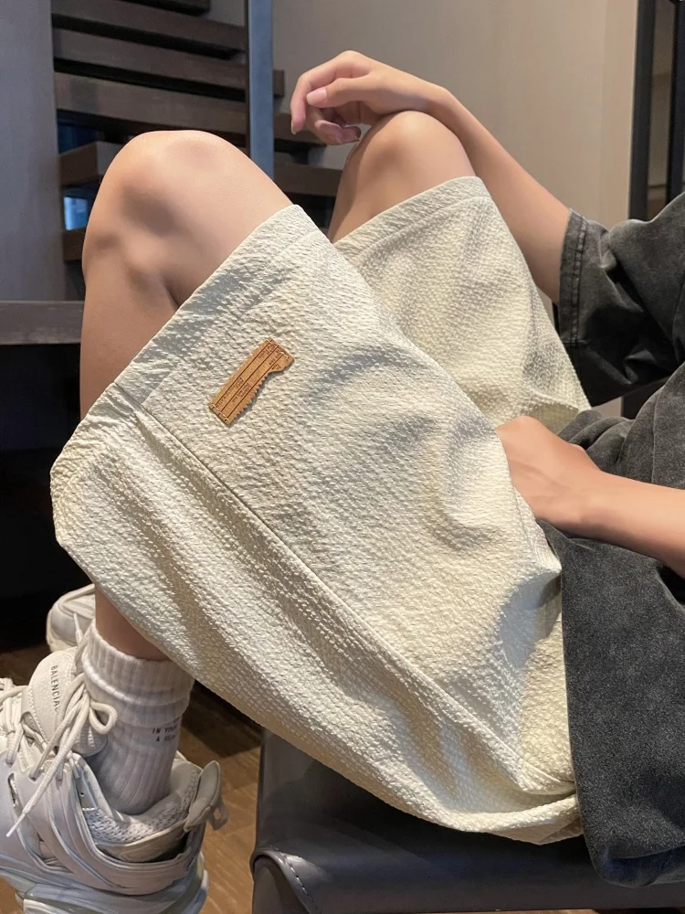 Мужские летние шорты свободного кроя 2024, модные брендовые тонкие однотонные универсальные пляжные брюки больших размеров, дышащие, удобные, повседневные...
Мужские летние шорты свободного кроя 2024, модные брендовые тонкие однотонные универсальные пляжные брюки больших размеров, дышащие, удобные, повседневные...