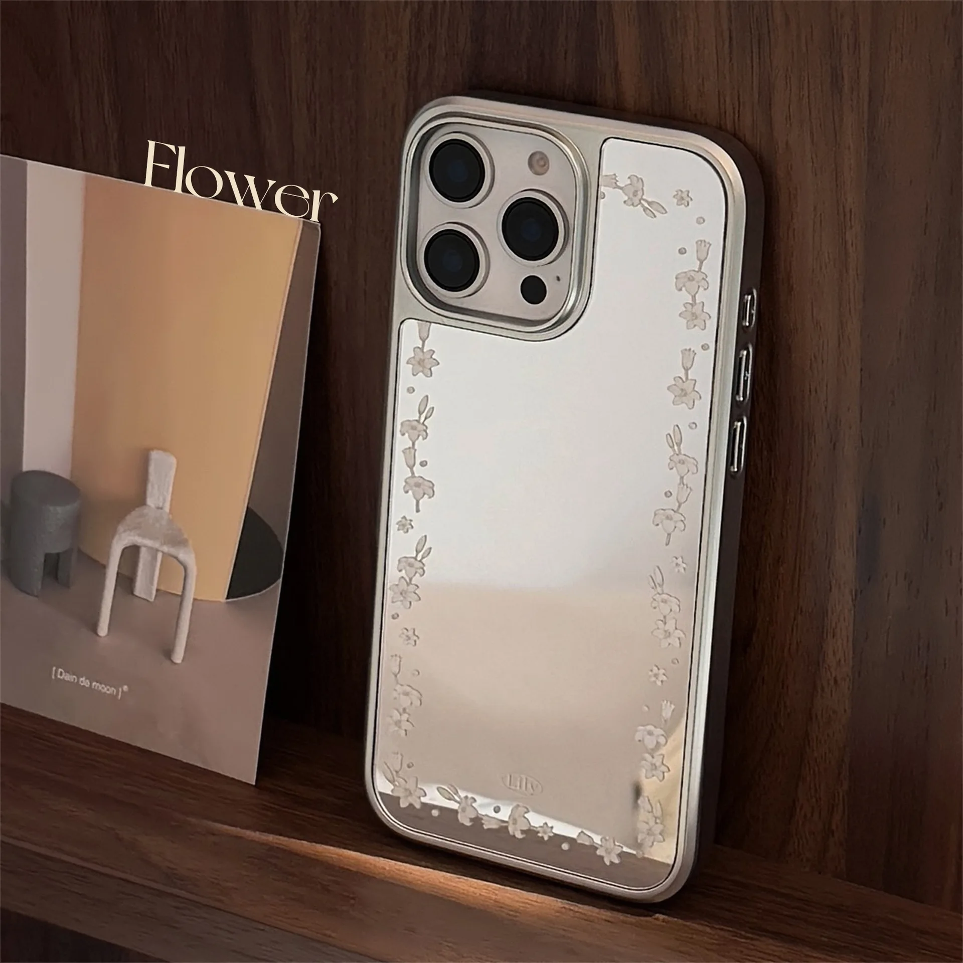 Luxury mirror flower shockproof iPhone case 15 14 13 12 11 16 17 Pro Max Plus 16E Funda hard case
Luxury mirror flower shockproof iPhone case 15 14 13 12 11 16 17 Pro Max Plus 16E Funda hard case