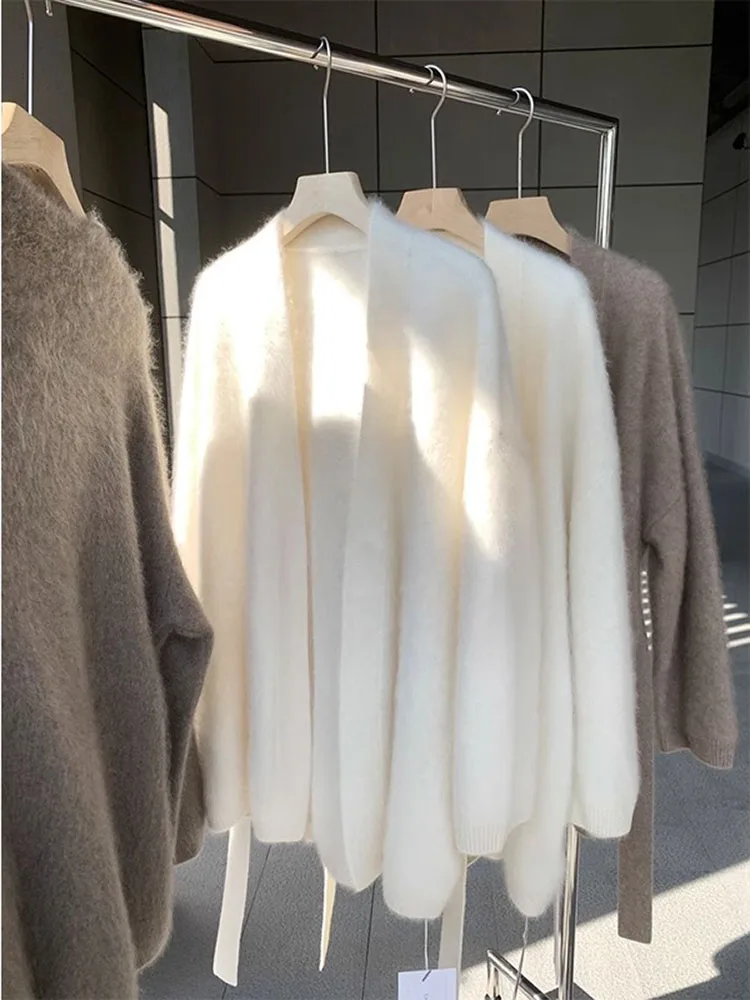 Autumn Winter White Mink Velvet Knitted Sweater Cardigan Women's Outerwear Waist-Cinching Open Front V-neckline Regular Sleeve
Autumn Winter White Mink Velvet Knitted Sweater Cardigan Women's Outerwear Waist-Cinching Open Front V-neckline Regular Sleeve