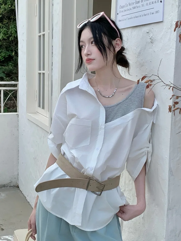 Sexy Shoulder Bared Loose Shirt Women's Autumn New Design Unique Matched Unconventional Blouse Korean Style Commute Fashion
Sexy Shoulder Bared Loose Shirt Women's Autumn New Design Unique Matched Unconventional Blouse Korean Style Commute Fashion