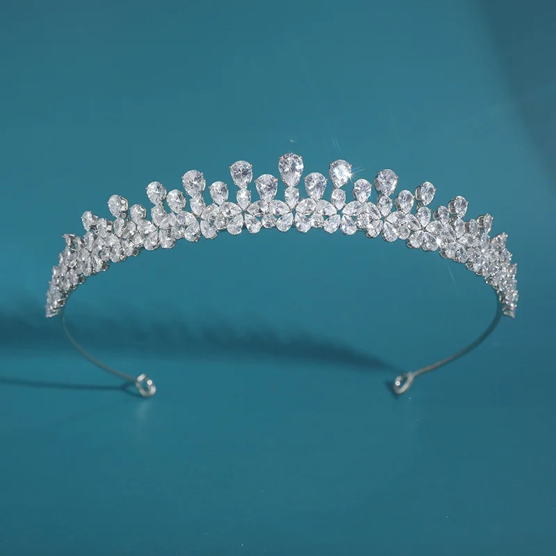 Короны принцессы для женщин и девочек с кубическим цирконием, роскошная свадебная тиара, корона для свадьбы, повязки на голову для невесты, украшения для волос для выпускного вечера, диадема
Короны принцессы для женщин и девочек с кубическим цирконием, роскошная свадебная тиара, корона для свадьбы, повязки на голову для невесты, украшения для волос для выпускного вечера, диадема