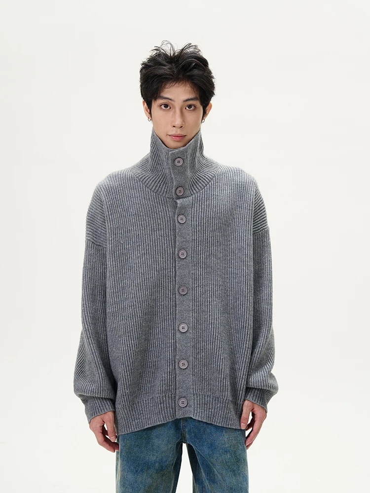 WLNEXT High Neck Knitted Sweater Men's Casual Style Loose Fit Button up Trendy Autumn Winter Warm Color Knitwear
WLNEXT High Neck Knitted Sweater Men's Casual Style Loose Fit Button up Trendy Autumn Winter Warm Color Knitwear