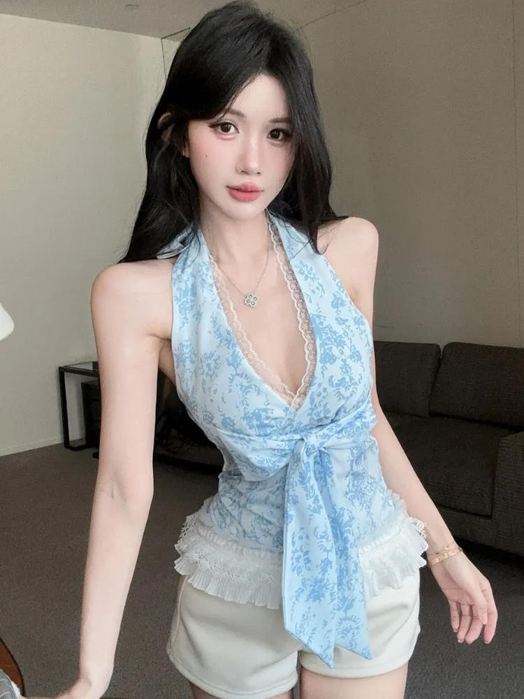 Pure Desire Lace Trim V-Neck Halter Top Women Summer Vacation Style Slim Fit Sleeveless Beautiful Back Short Shirt
Pure Desire Lace Trim V-Neck Halter Top Women Summer Vacation Style Slim Fit Sleeveless Beautiful Back Short Shirt