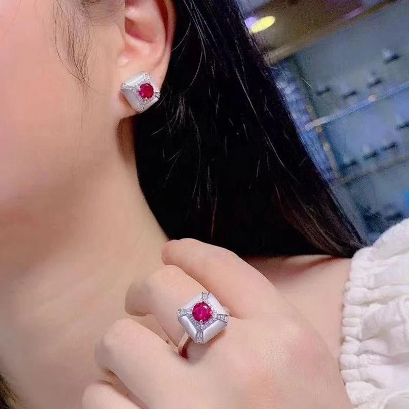 White Seawater Shell Ring And Earrings Jewelry Sets For Women Fine Female Gift Different Colors 925Sterling Silver Free Shipping
White Seawater Shell Ring And Earrings Jewelry Sets For Women Fine Female Gift Different Colors 925Sterling Silver Free Shipping