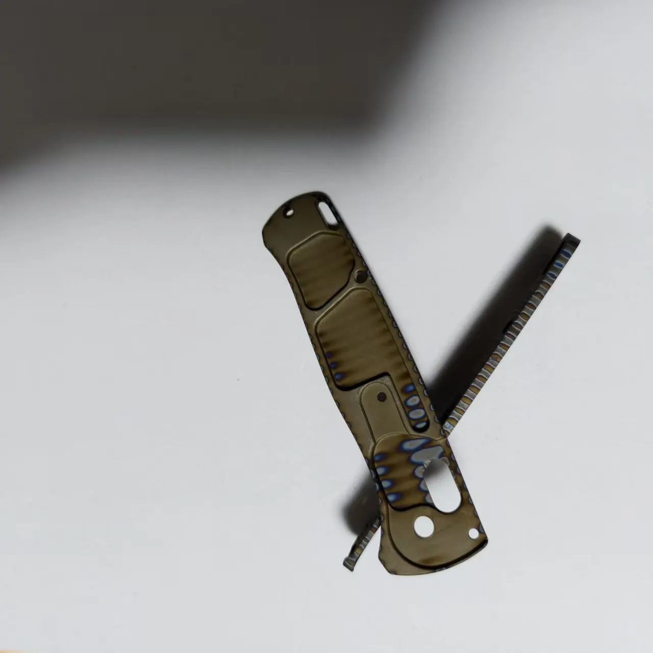 Титановые накладки на рукоятку для ножей Benchmade Bugout 535
Титановые накладки на рукоятку для ножей Benchmade Bugout 535