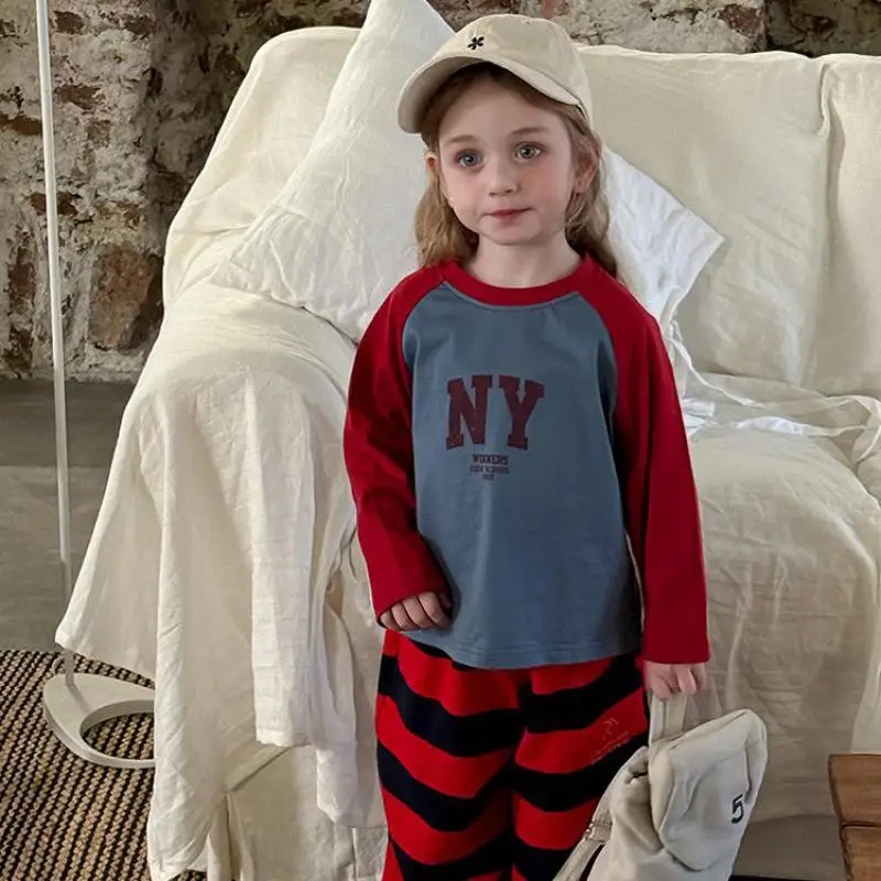 2025 Spring New Children Long Sleeve T Shirts Cotton Girls Letter Print Casual Tees Boys Versatile Bottoming Shirts Kids Clothes 
2025 Spring New Children Long Sleeve T Shirts Cotton Girls Letter Print Casual Tees Boys Versatile Bottoming Shirts Kids Clothes