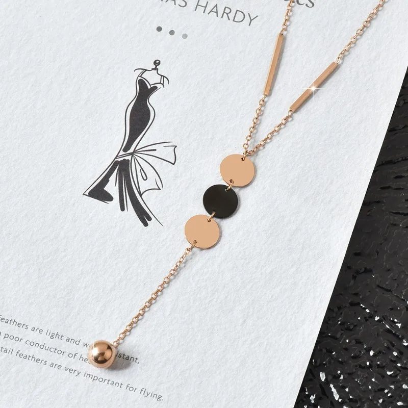 Titanium steel geometric necklace for women's fashion with tassels, a simple and versatile autumn and winter necklace
Titanium steel geometric necklace for women's fashion with tassels, a simple and versatile autumn and winter necklace