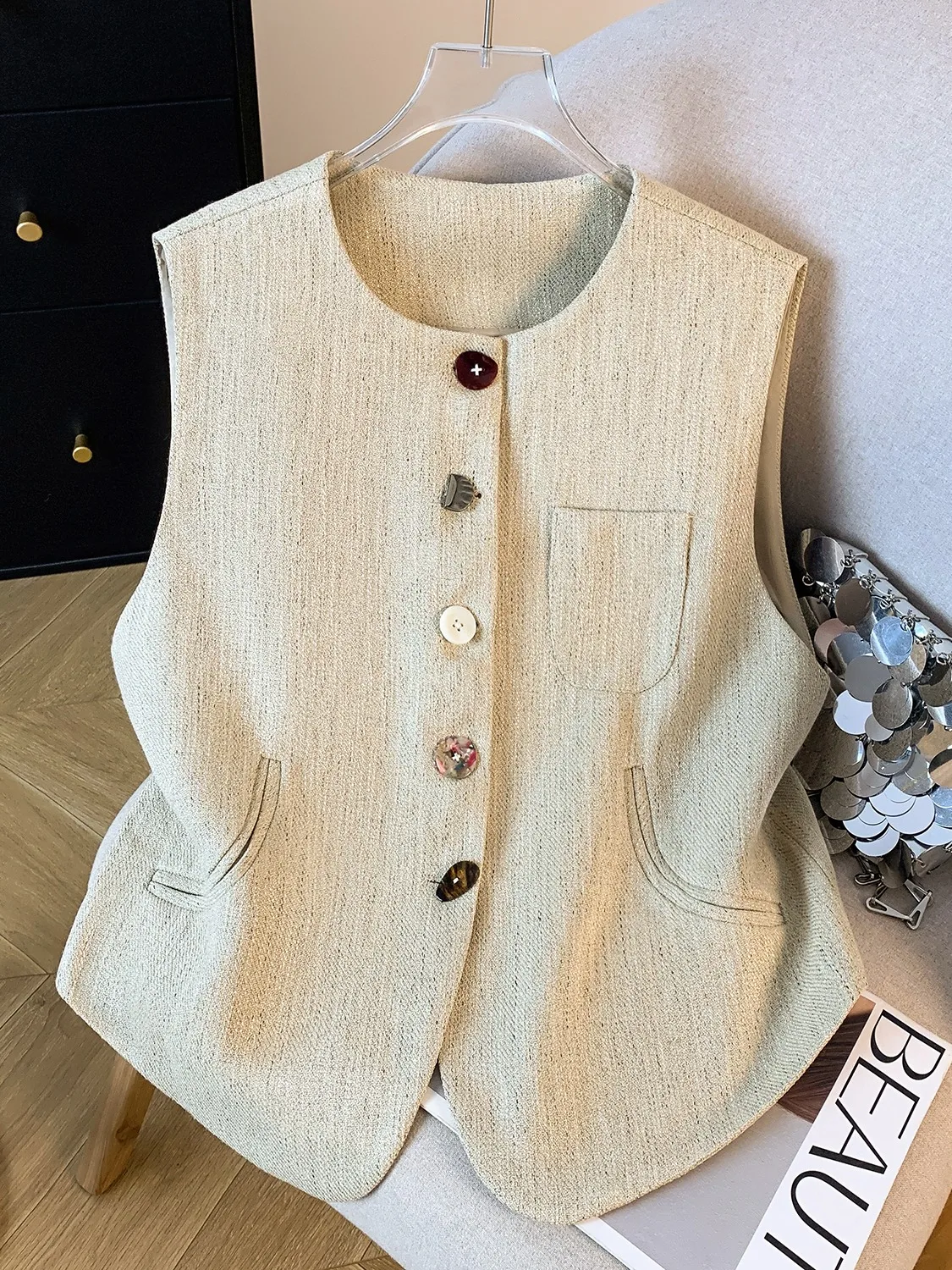 Retro Cotton Linen Suit Vest Women's Spring Outerwear Small Size round Ne Slim Fit Svel Tank Top Chinese Sle Faion
Retro Cotton Linen Suit Vest Women's Spring Outerwear Small Size round Ne Slim Fit Svel Tank Top Chinese Sle Faion