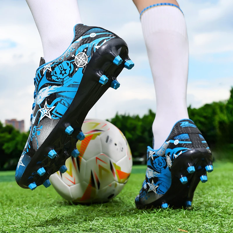 Football Shoes Kid's Professional Soccer Cleats Teenager's Non-Slip Outdoor Grass Training Sneakers Wholesale Footwear 2025 New
Football Shoes Kid's Professional Soccer Cleats Teenager's Non-Slip Outdoor Grass Training Sneakers Wholesale Footwear 2025 New