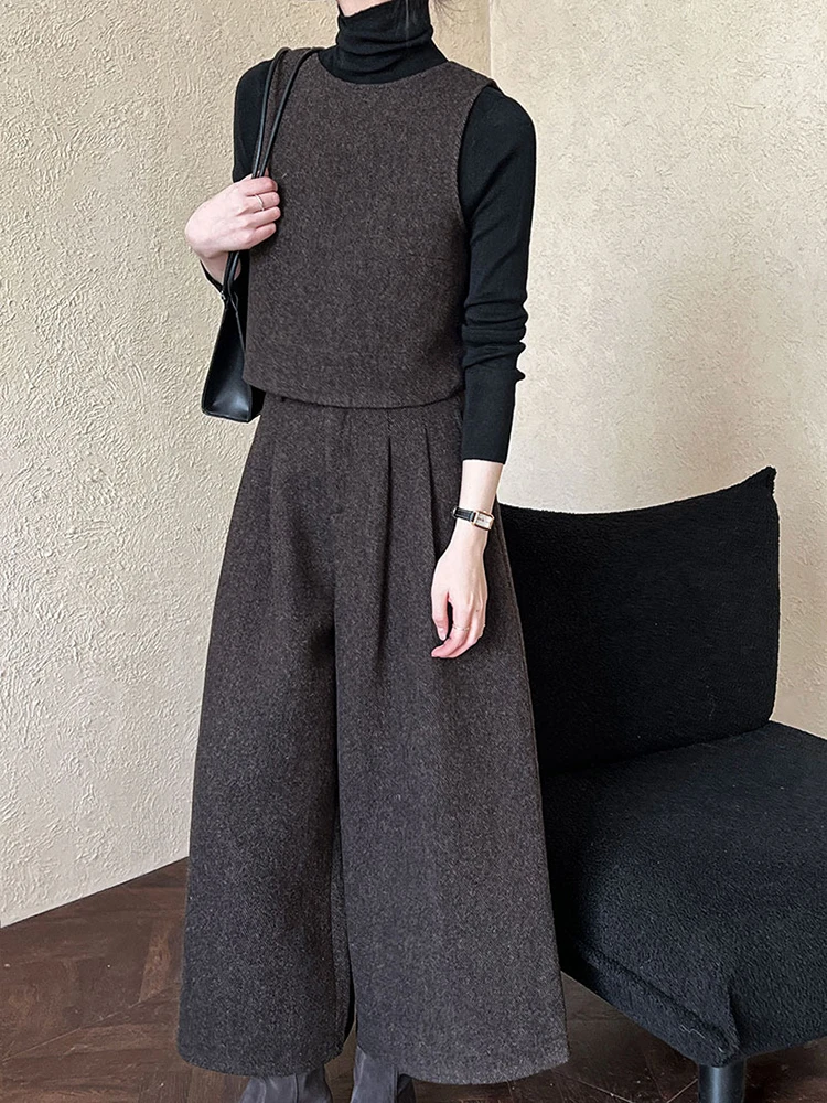 Coffee Woolen Vest Wide Leg Pants Two Piece Suit New Round Neck Sleeveless Women Fashion Tide Autumn Winter
Coffee Woolen Vest Wide Leg Pants Two Piece Suit New Round Neck Sleeveless Women Fashion Tide Autumn Winter