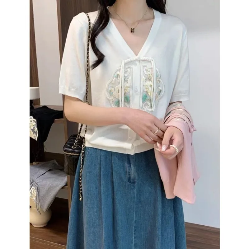 Chinese Style Embroidery Short Sleeve Knit Cardigan Women's New Chinese Loose Fit Summer Top Plus Size Casual Shirt Q176
Chinese Style Embroidery Short Sleeve Knit Cardigan Women's New Chinese Loose Fit Summer Top Plus Size Casual Shirt Q176