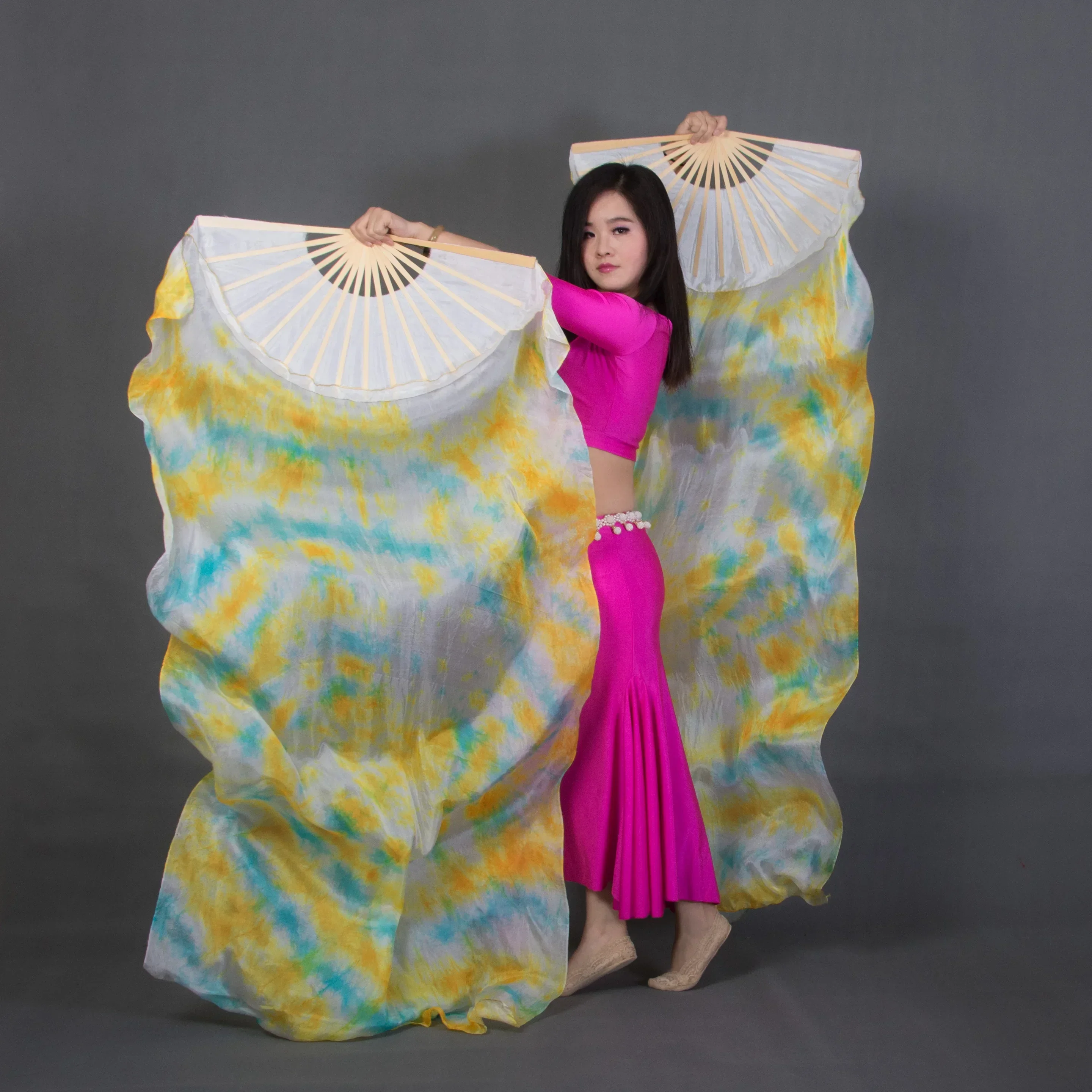 Gradient Tie Dyed Belly Dance Fan Veil 150/180cm Bamboo Long Fans For Dancer Practice Stage Performance Show Adult Dance Props
Gradient Tie Dyed Belly Dance Fan Veil 150/180cm Bamboo Long Fans For Dancer Practice Stage Performance Show Adult Dance Props
