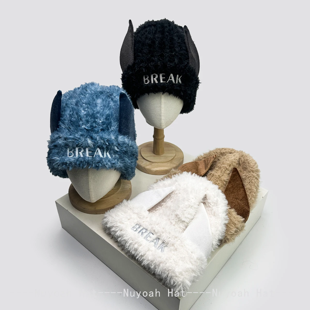 New Women Cute Devil Horns Letter Embroidery Plush Knitted Hats Warm Korean Fashion Personal Beanies Outdoor Versatile Casual
New Women Cute Devil Horns Letter Embroidery Plush Knitted Hats Warm Korean Fashion Personal Beanies Outdoor Versatile Casual