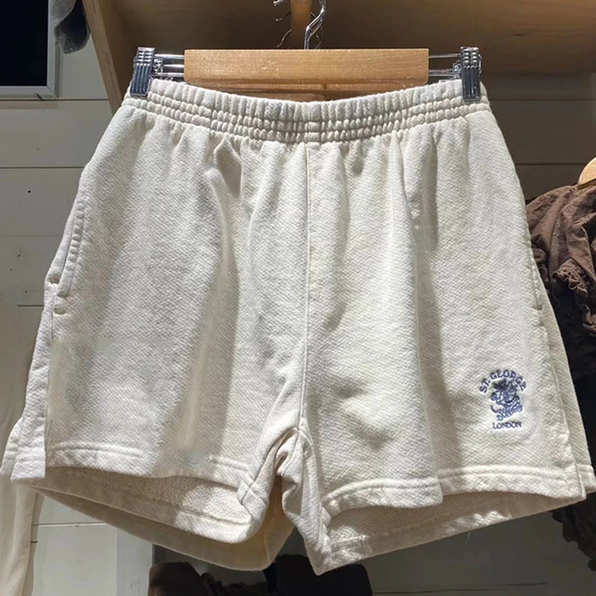 Embroidered Sport Shorts Women Summer Clothes 2024 Cotton Trending Kawaii Short Pants Girls 2000s Y2K Vintage Sweatshorts Skort
Embroidered Sport Shorts Women Summer Clothes 2024 Cotton Trending Kawaii Short Pants Girls 2000s Y2K Vintage Sweatshorts Skort