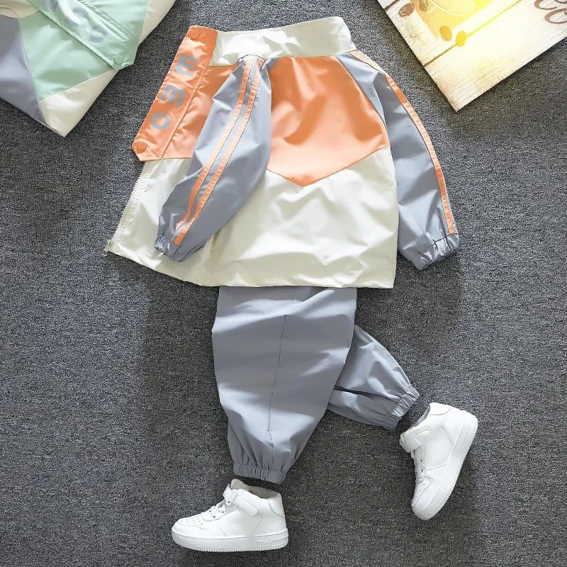 Boys Suit Coat +Pants Cotton 2Pcs/Sets Cool Spring Autumn Thicken Sports Sets Comfortable Children Clothing
Boys Suit Coat +Pants Cotton 2Pcs/Sets Cool Spring Autumn Thicken Sports Sets Comfortable Children Clothing