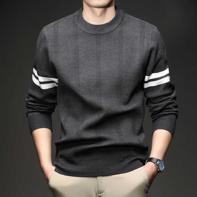 2025 Autumn and Winter New Sweater Men's Round Neck Casual Inner Striped Knitted Base Sweater Middle-aged and Young Warm Sweater
2025 Autumn and Winter New Sweater Men's Round Neck Casual Inner Striped Knitted Base Sweater Middle-aged and Young Warm Sweater