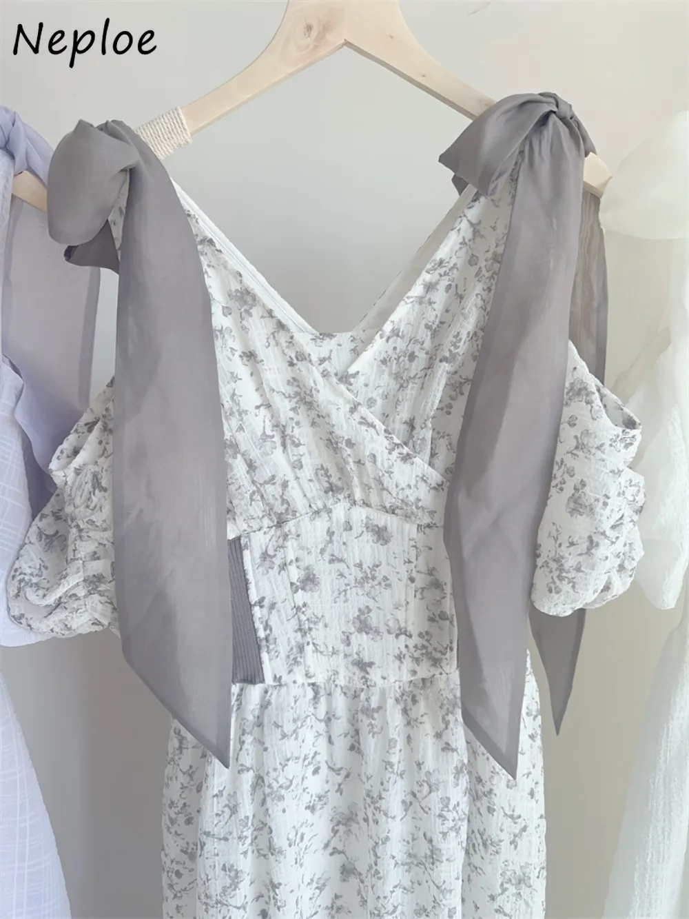 Neploe Elegant Celebrity New Princess Dress Sweet Slim Waist Bow Off Shoulder Robe Japan Big Swing Lovely Literary Vestidos
Neploe Elegant Celebrity New Princess Dress Sweet Slim Waist Bow Off Shoulder Robe Japan Big Swing Lovely Literary Vestidos