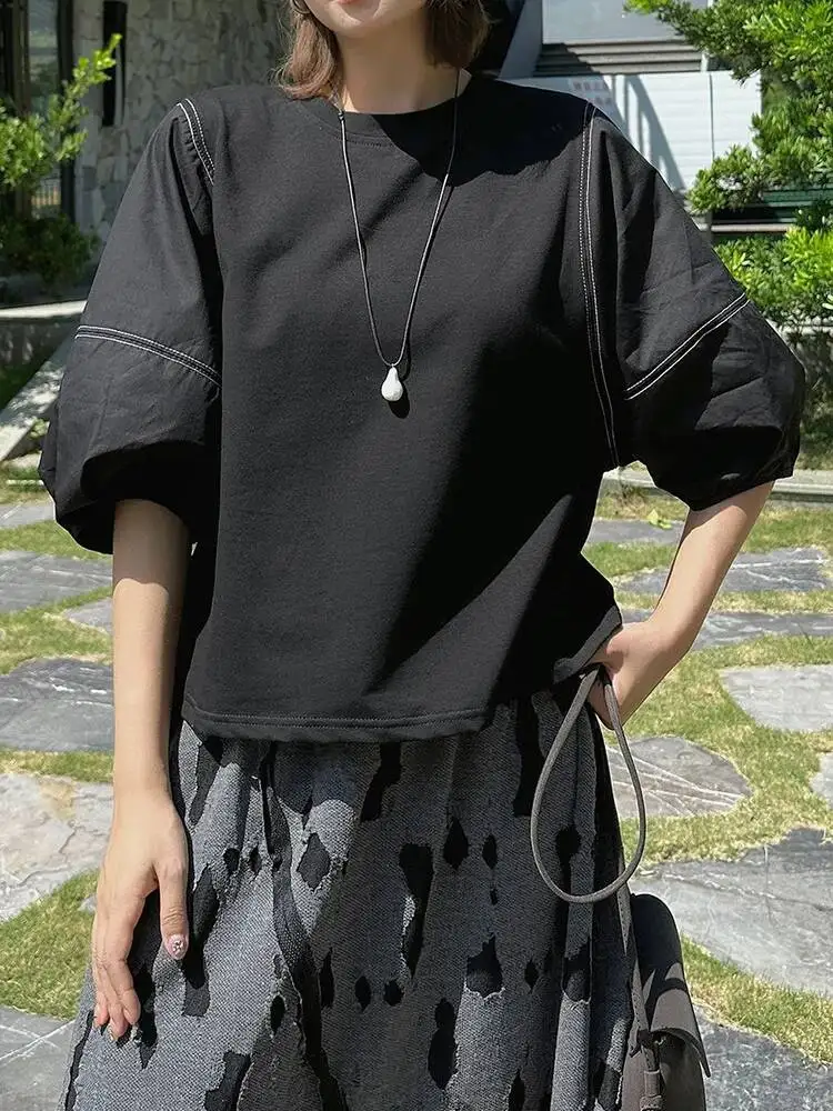 Women Black Topstitched Big Size T-shirt New Round Neck Short Lantern Sleeve Fashion Tide Spring Summer
Women Black Topstitched Big Size T-shirt New Round Neck Short Lantern Sleeve Fashion Tide Spring Summer