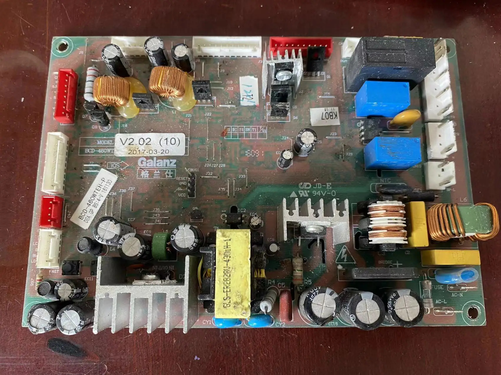 BCD-460WTEH-P BCD-380WTEH-P test ok circuit board motherboard
BCD-460WTEH-P BCD-380WTEH-P test ok circuit board motherboard