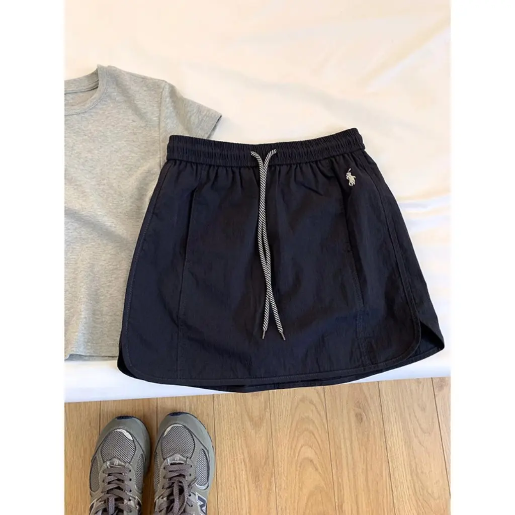 Women's Pony Embroidered A-Line Skirt Preppy Style Casual Workwear Short Skirt for Summer 
Women's Pony Embroidered A-Line Skirt Preppy Style Casual Workwear Short Skirt for Summer